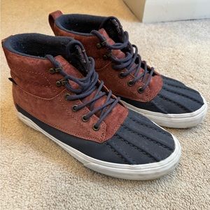 Vans Sk8-HI Del Pato MTE Boot Navy/Maroon Size 9 EUC Manufacturer Sample